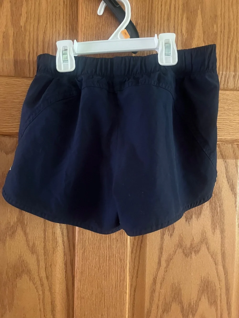 Old Navy girls active shorts